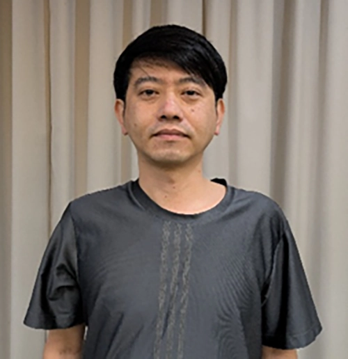 石津 俊夫 様